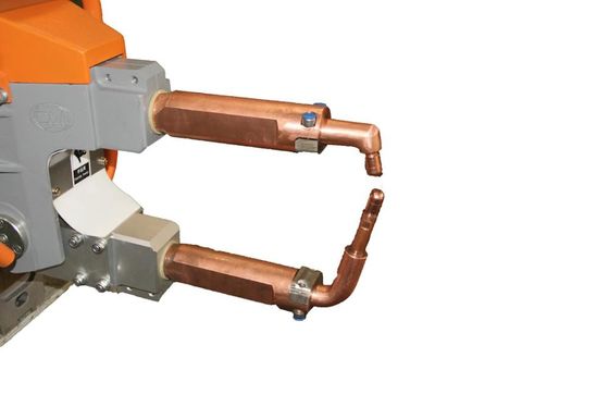 380V χειροκίνητη μηχανή συγκόλλησης σημείων, φορητή συγκόλληση σημείων 0,5MPA